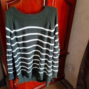 Cute sweater from Old Navy green& white stripes size is large but fits more xl